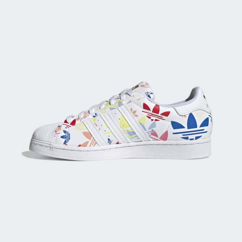 Adidas originals clearance logo zapatos